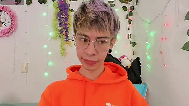  Jakke online show from January 17, 2025, 8:22 pm