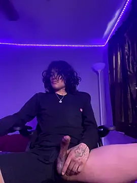 plutomf online show from November 12, 2025, 8:52 pm