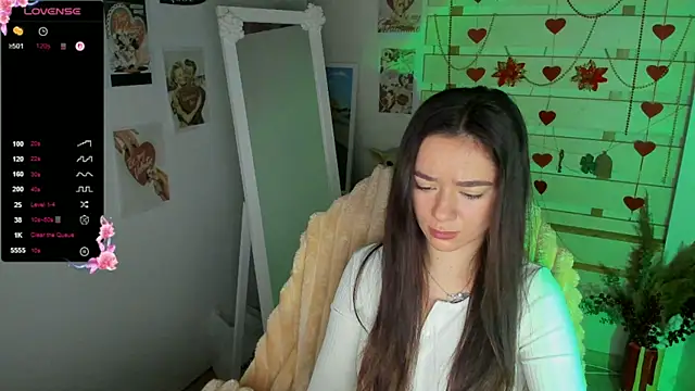 Bella XO online show from February 16, 2026, 8:10 am