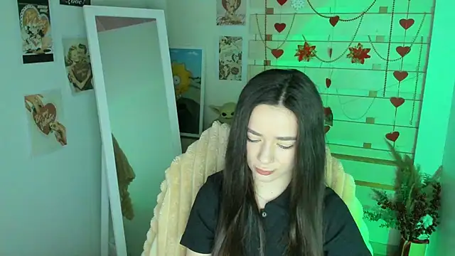 Bella XO online show from April 3, 2026, 6:11 am