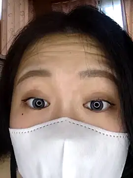 Snapshot of Kurage_chan chatting on October 14, 2025, 3:07 am Kurage chan online show from October 14, 2025, 3:07 am