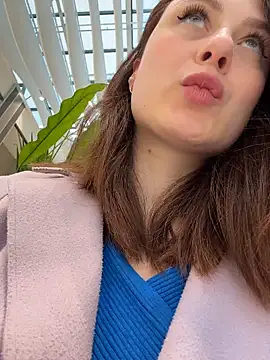 Dina Tease online show from March 19, 2026, 11:14 am