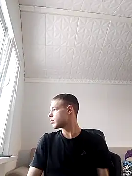 pretty roman online show from February 18, 2025, 11:44 am