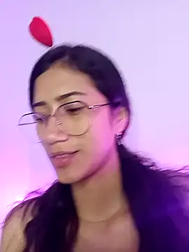 Snapshot of KaitlynLoveCam chatting on February 5, 2025, 9:25 am KaitlynLoveCam online show from February 5, 2025, 9:25 am
