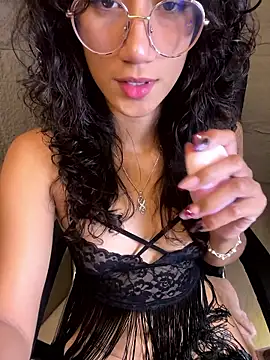 KaitlynLoveCam online show from January 16, 2026, 10:14 pm