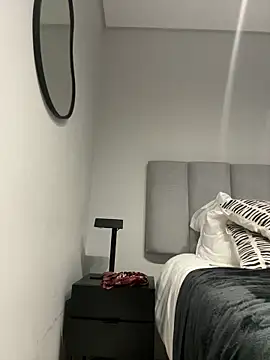 Roxiexx online show from February 21, 2026, 12:17 pm