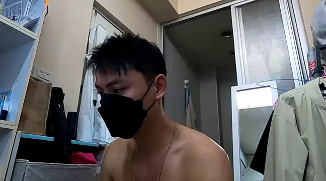 frnk30151 online show from December 4, 2024, 2:04 pm