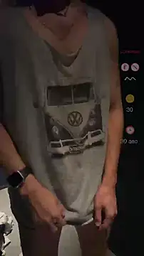 frnk30151 online show from January 31, 2025, 4:59 pm