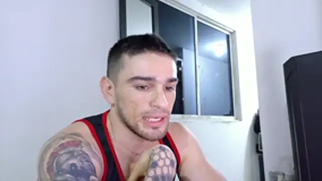 Sexy Alejandro  online show from December 1, 2025, 3:00 am