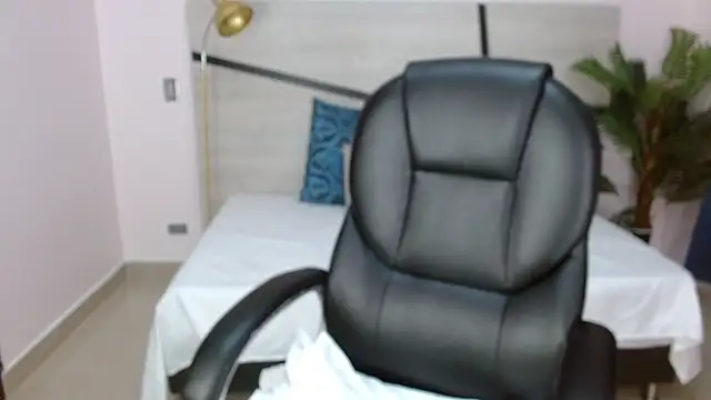 Snapshot of adhara_cortez chatting on June 24, 2026, 8:52 pm adhara cortez online show from June 24, 2026, 8:52 pm