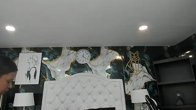 rave connor online show from December 1, 2025, 6:57 pm