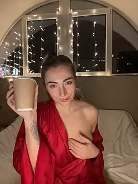 kira proxima 02 online show from December 15, 2024, 4:04 pm