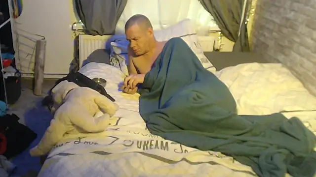 Snapshot of mikeythebestsucker chatting on January 22, 2025, 2:03 pm mikeythebestsucker online show from January 22, 2025, 2:03 pm