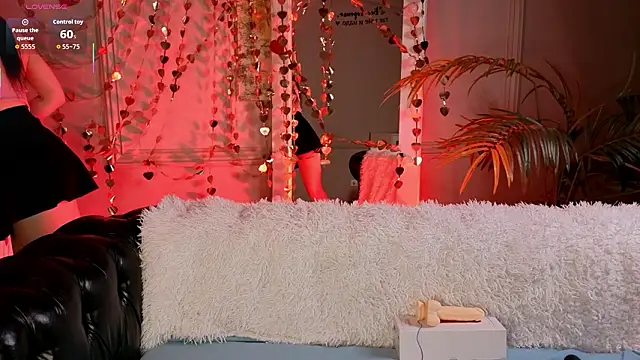 Snapshot of Kelly_Woods chatting on February 13, 2026, 3:52 pm Kelly Woods online show from February 13, 2026, 3:52 pm