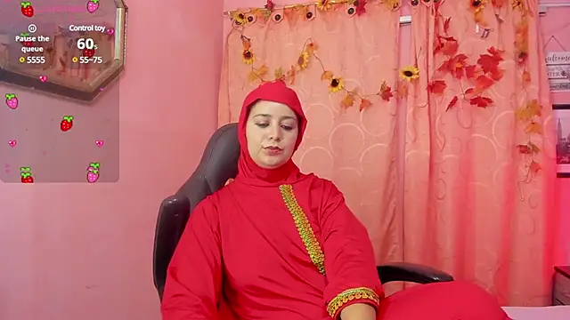 Snapshot of BadraSaadi chatting on February 11, 2025, 12:27 pm BadraSaadi online show from February 11, 2025, 12:27 pm