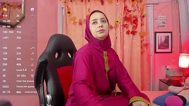 Snapshot of BadraSaadi chatting on March 17, 2025, 6:11 pm BadraSaadi online show from March 17, 2025, 6:11 pm