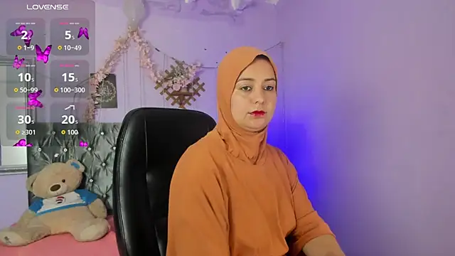 Snapshot of BadraSaadi chatting on November 20, 2025, 1:00 pm BadraSaadi online show from November 20, 2025, 1:00 pm