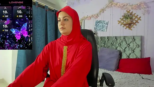 Snapshot of BadraSaadi chatting on February 3, 2026, 8:14 pm BadraSaadi online show from February 3, 2026, 8:14 pm