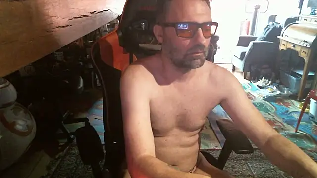 Snapshot of 6996horus chatting on September 18, 2025, 4:09 pm 6996horus online show from September 18, 2025, 4:09 pm