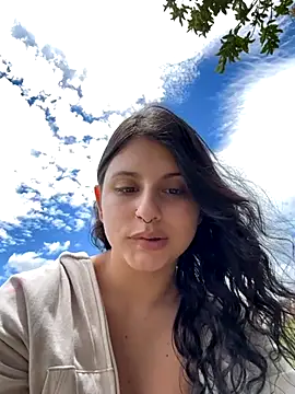 Luu Princess online show from October 5, 2025, 5:11 pm