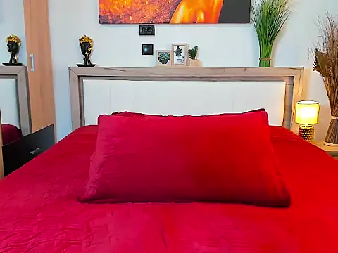 Snapshot of sweetangell69_ chatting on February 6, 2025, 8:18 am sweetangell69 online show from February 6, 2025, 8:18 am