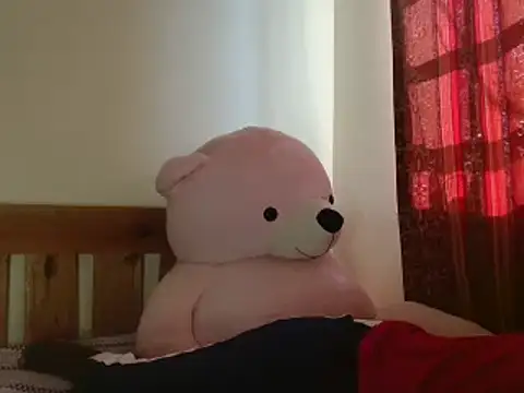 Sexxy prity25 online show from February 5, 2025, 12:49 pm