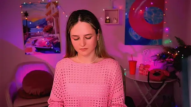 Snapshot of DeboraLarson chatting on January 2, 2025, 7:12 am DeboraLarson online show from January 2, 2025, 7:12 am