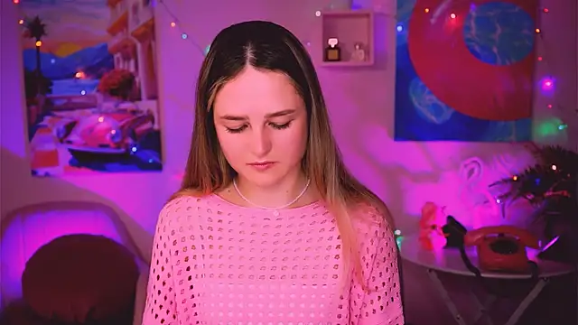 Snapshot of DeboraLarson chatting on January 4, 2025, 8:06 am DeboraLarson online show from January 4, 2025, 8:06 am