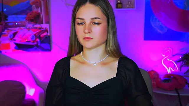 Snapshot of DeboraLarson chatting on January 22, 2025, 5:26 am DeboraLarson online show from January 22, 2025, 5:26 am