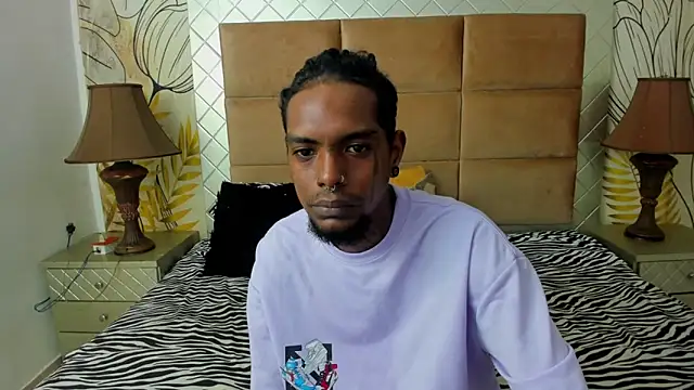 bigblackhotx1 online show from December 15, 2025, 12:53 pm