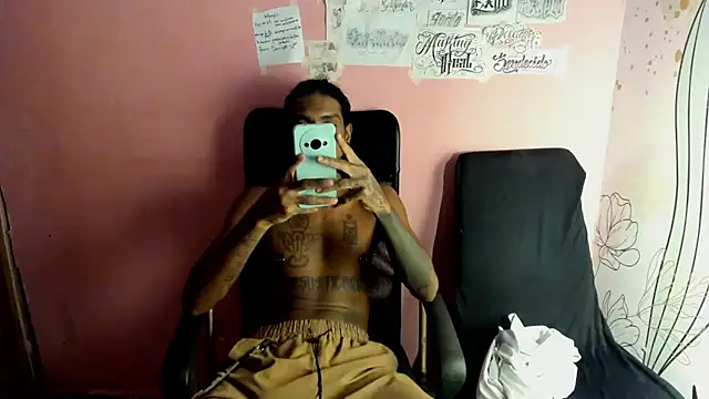 hot ebanospicy online show from May 15, 2026, 3:02 am