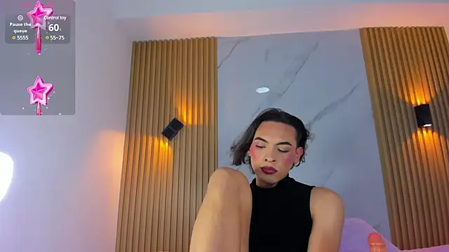 Snapshot of miss_Ari chatting on December 11, 2024, 7:03 pm miss Ari online show from December 11, 2024, 7:03 pm