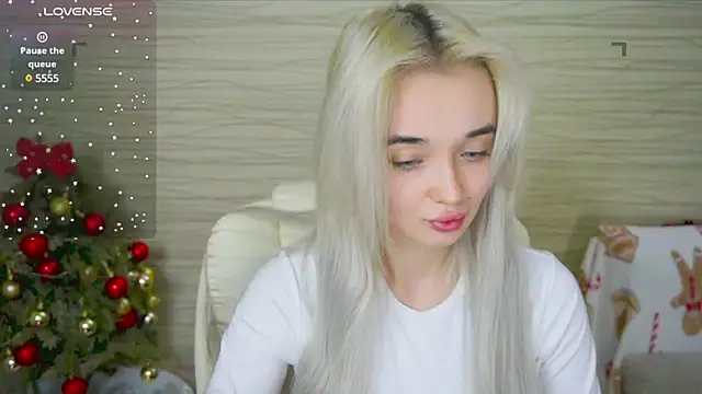 Ashley S online show from February 3, 2025, 3:20 am