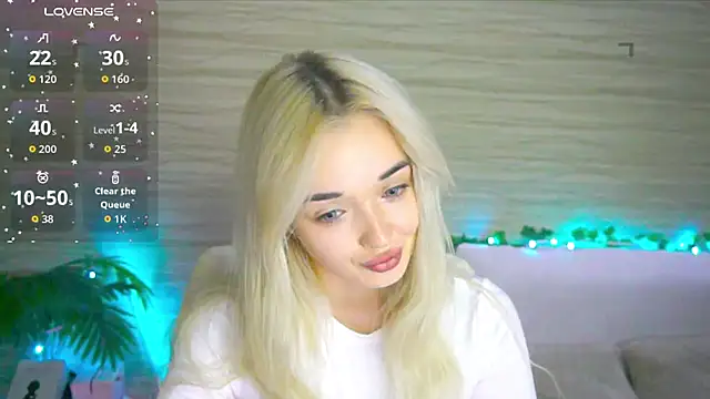 Ashley S online show from September 19, 2025, 10:10 pm