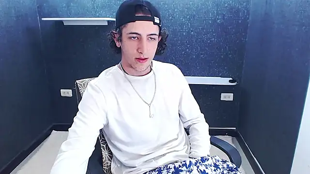 Kerverr  online show from January 9, 2026, 10:55 pm