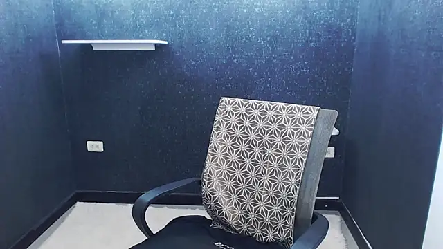 Kerverr  online show from January 12, 2026, 1:55 am