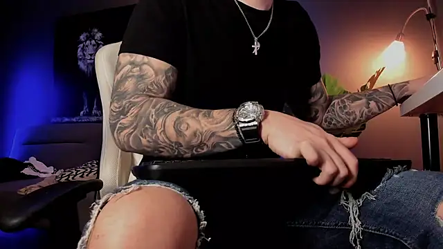 Snapshot of uptomatty chatting on February 10, 2026, 6:06 am uptomatty online show from February 10, 2026, 6:06 am