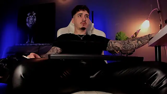 Snapshot of uptomatty chatting on March 5, 2026, 7:48 am uptomatty online show from March 5, 2026, 7:48 am