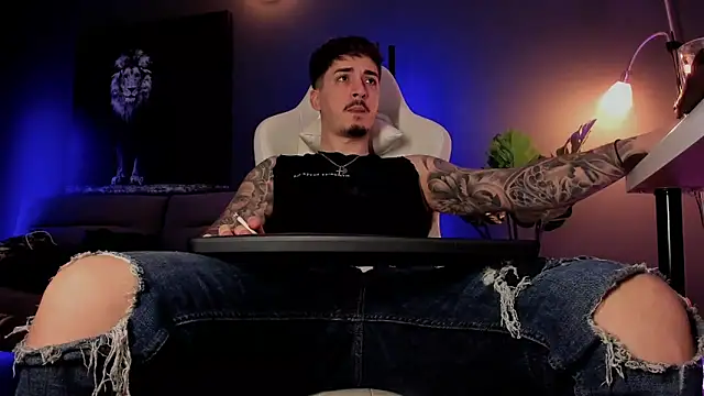 Snapshot of uptomatty chatting on March 13, 2026, 7:48 am uptomatty online show from March 13, 2026, 7:48 am