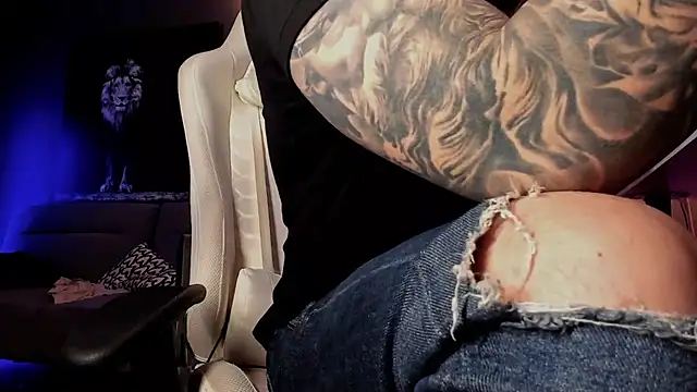 Snapshot of uptomatty chatting on March 21, 2026, 8:19 am uptomatty online show from March 21, 2026, 8:19 am