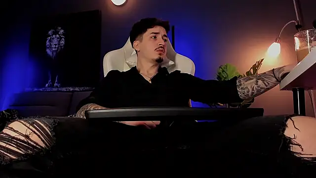 Snapshot of uptomatty chatting on March 22, 2026, 8:07 am uptomatty online show from March 22, 2026, 8:07 am