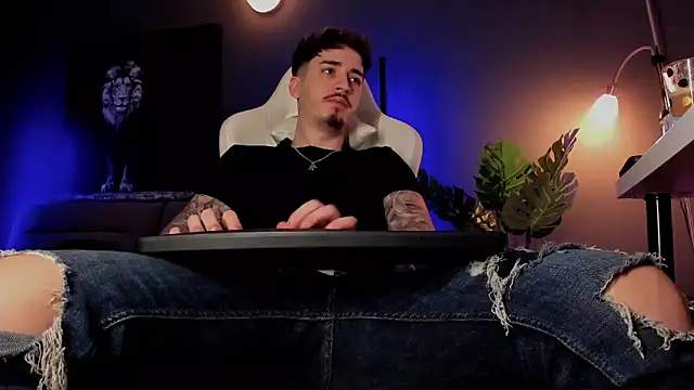 Snapshot of uptomatty chatting on April 16, 2026, 8:04 am uptomatty online show from April 16, 2026, 8:04 am