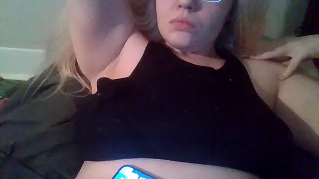 Snapshot of CherryVenus885 chatting on February 14, 2025, 1:13 am CherryVenus885 online show from February 14, 2025, 1:13 am