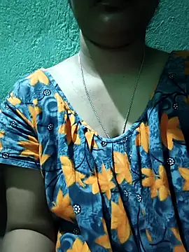Snapshot of Pari-new chatting on May 9, 2026, 9:09 pm Pari-new online show from May 9, 2026, 9:09 pm