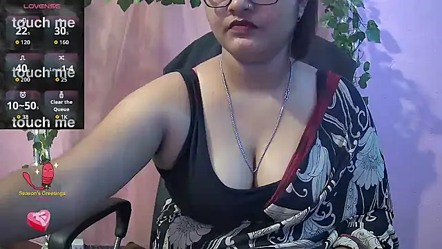 Snapshot of Pari-new chatting on May 19, 2026, 4:19 am Pari-new online show from May 19, 2026, 4:19 am