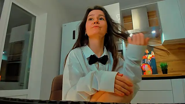 Snapshot of ameli_moon chatting on January 14, 2025, 4:08 pm ameli moon online show from January 14, 2025, 4:08 pm