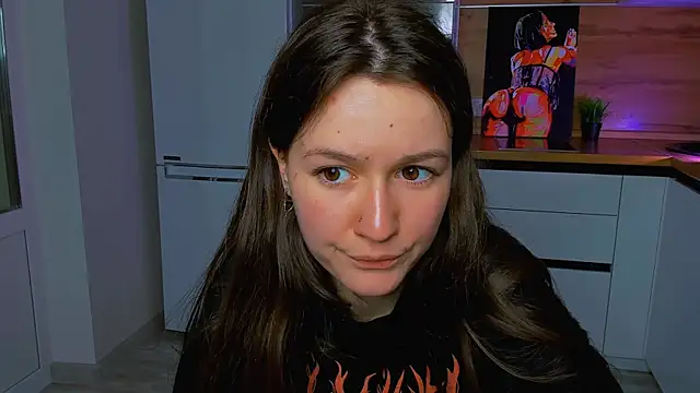 Snapshot of ameli_moon chatting on February 22, 2025, 4:51 pm ameli moon online show from February 22, 2025, 4:51 pm