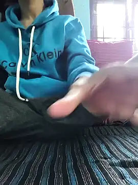 Shubu 76 online show from December 17, 2025, 7:36 am