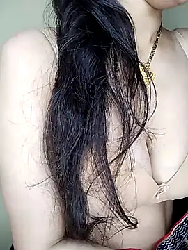 Snapshot of Fair-magic-woman chatting on March 23, 2025, 12:47 am Fair-magic-woman online show from March 23, 2025, 12:47 am