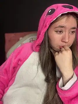 Sophie LS online show from March 21, 2025, 8:50 am